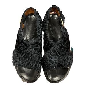 Marni Fussbut faux curly lamb sandal size 38